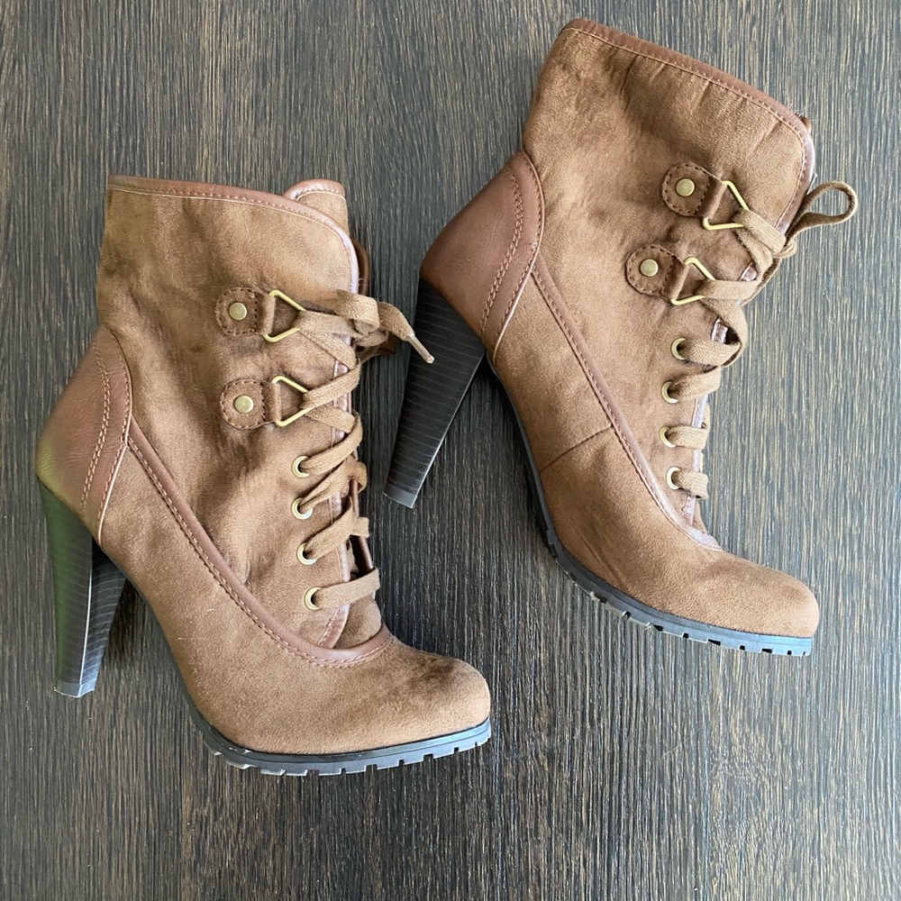 Women’s boots